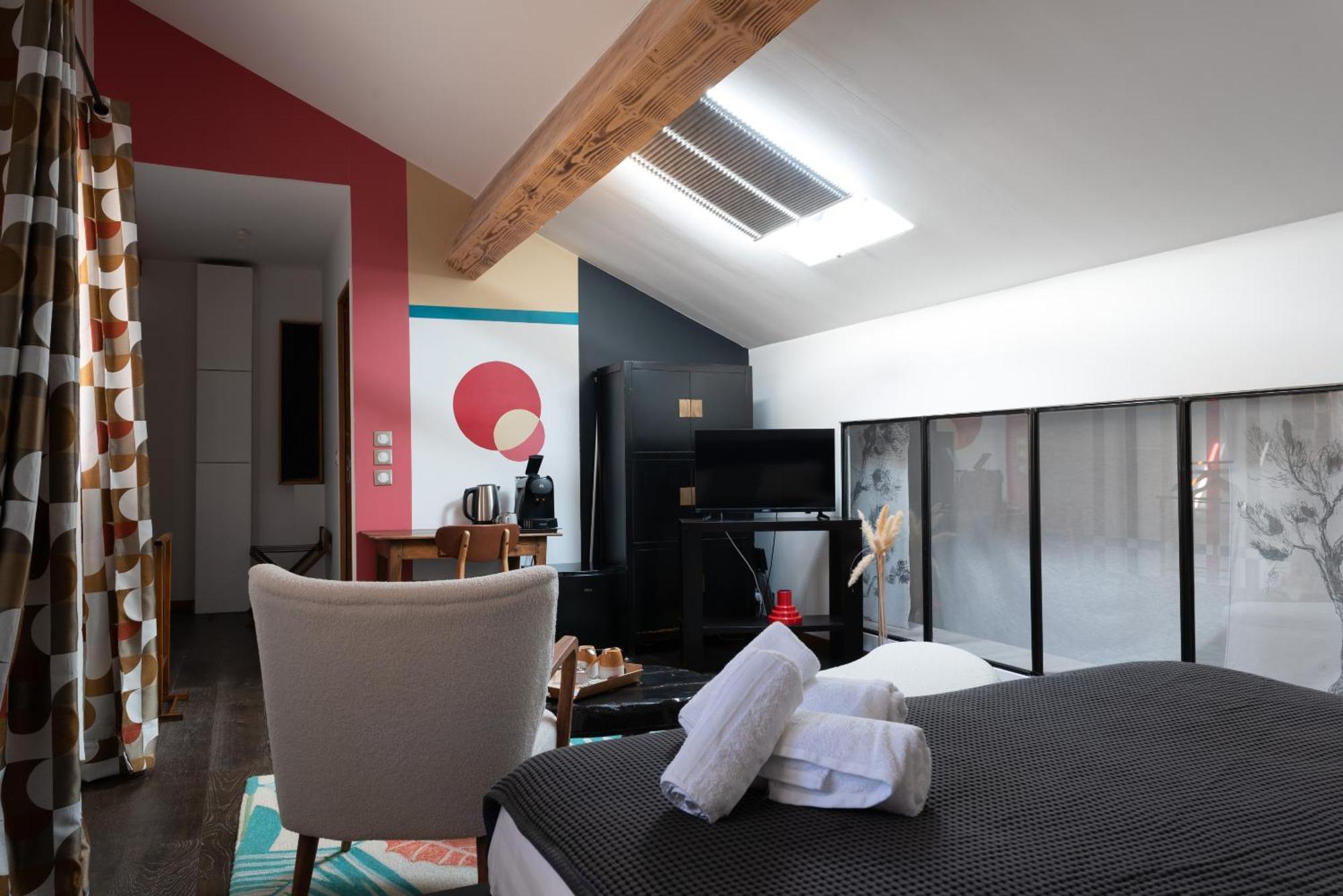 La Maison D'En Bas Des Seigneurs Cucuron Quarto foto