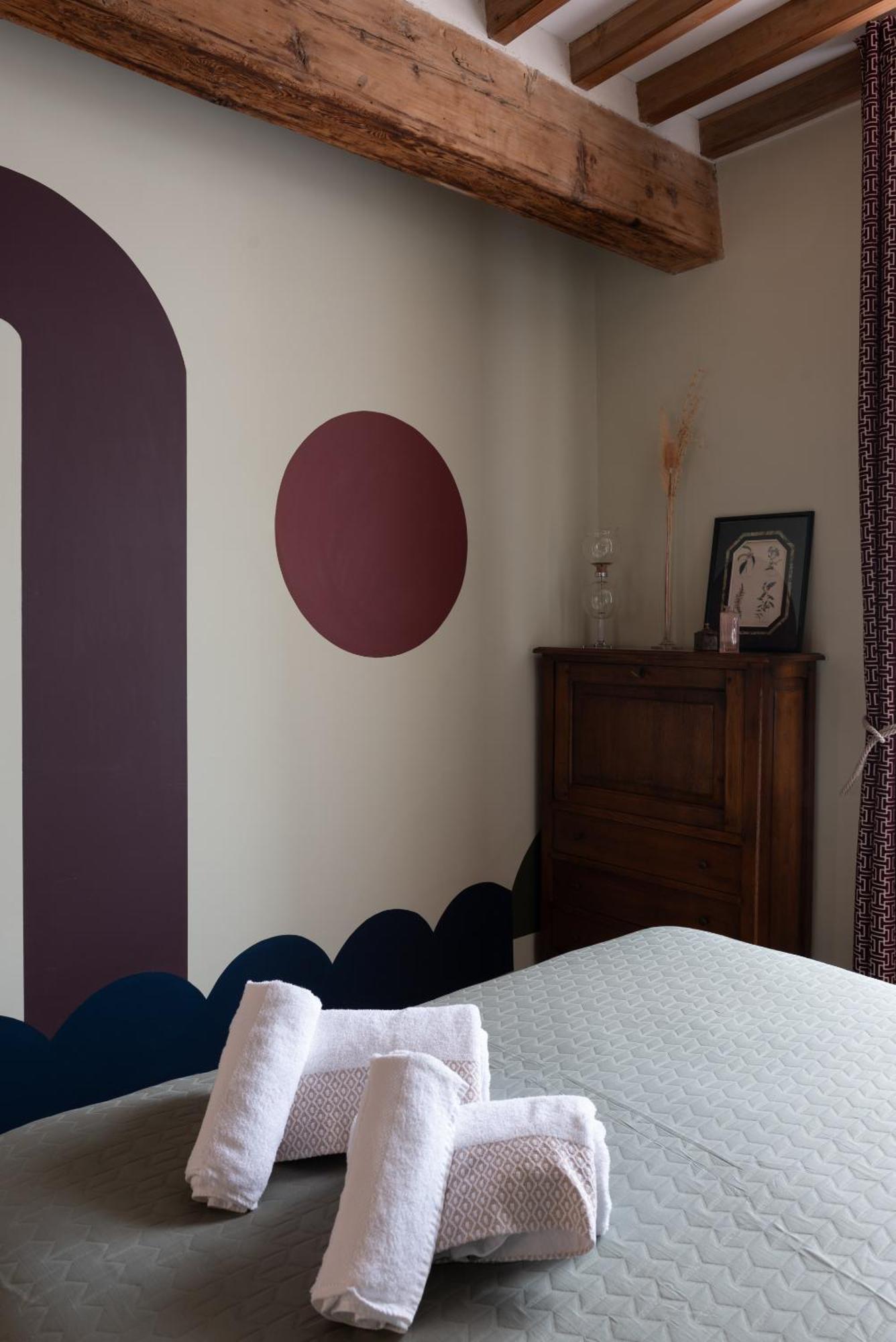 La Maison D'En Bas Des Seigneurs Cucuron Quarto foto